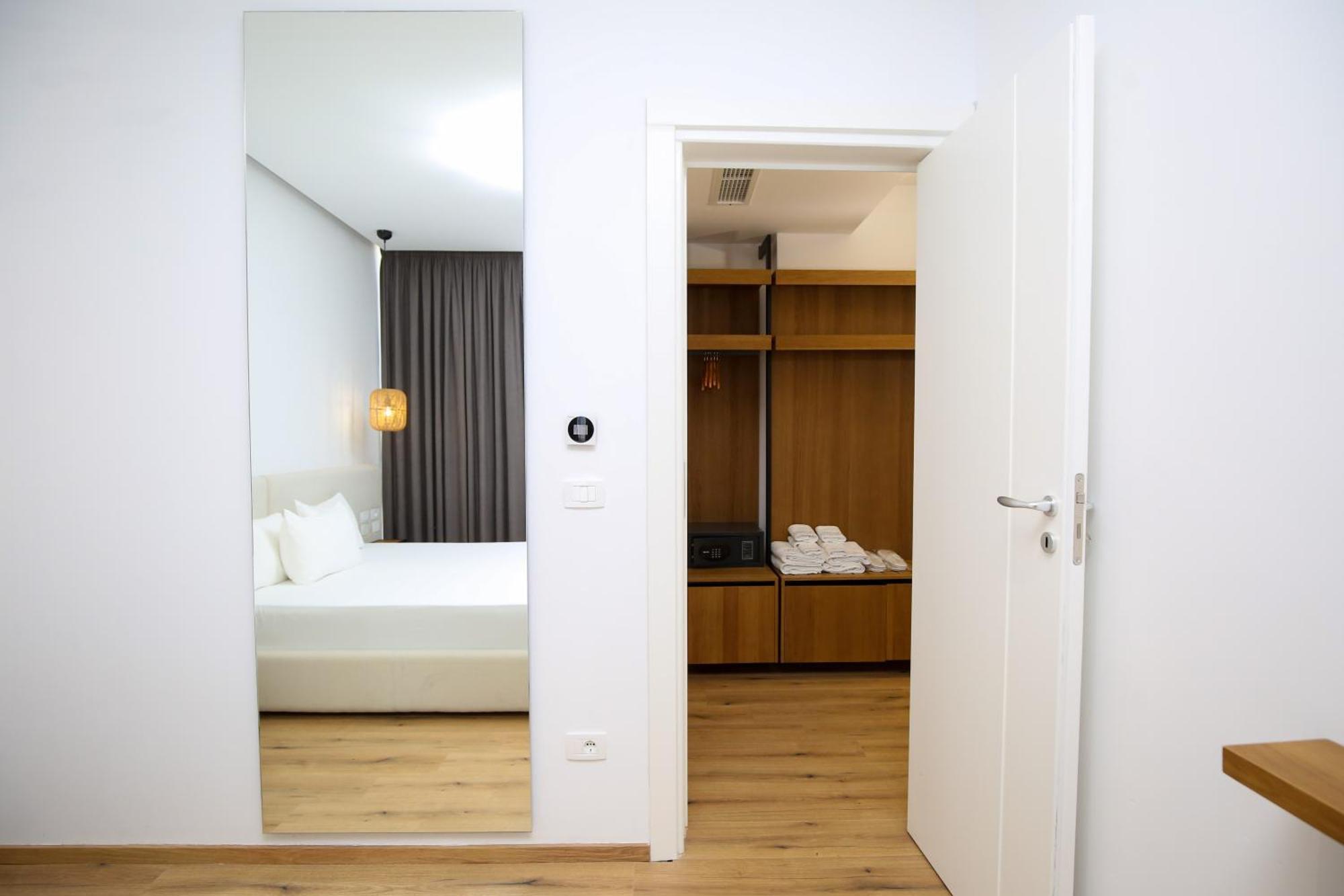 Oricon Coast Luxury Resort Orikum Extérieur photo