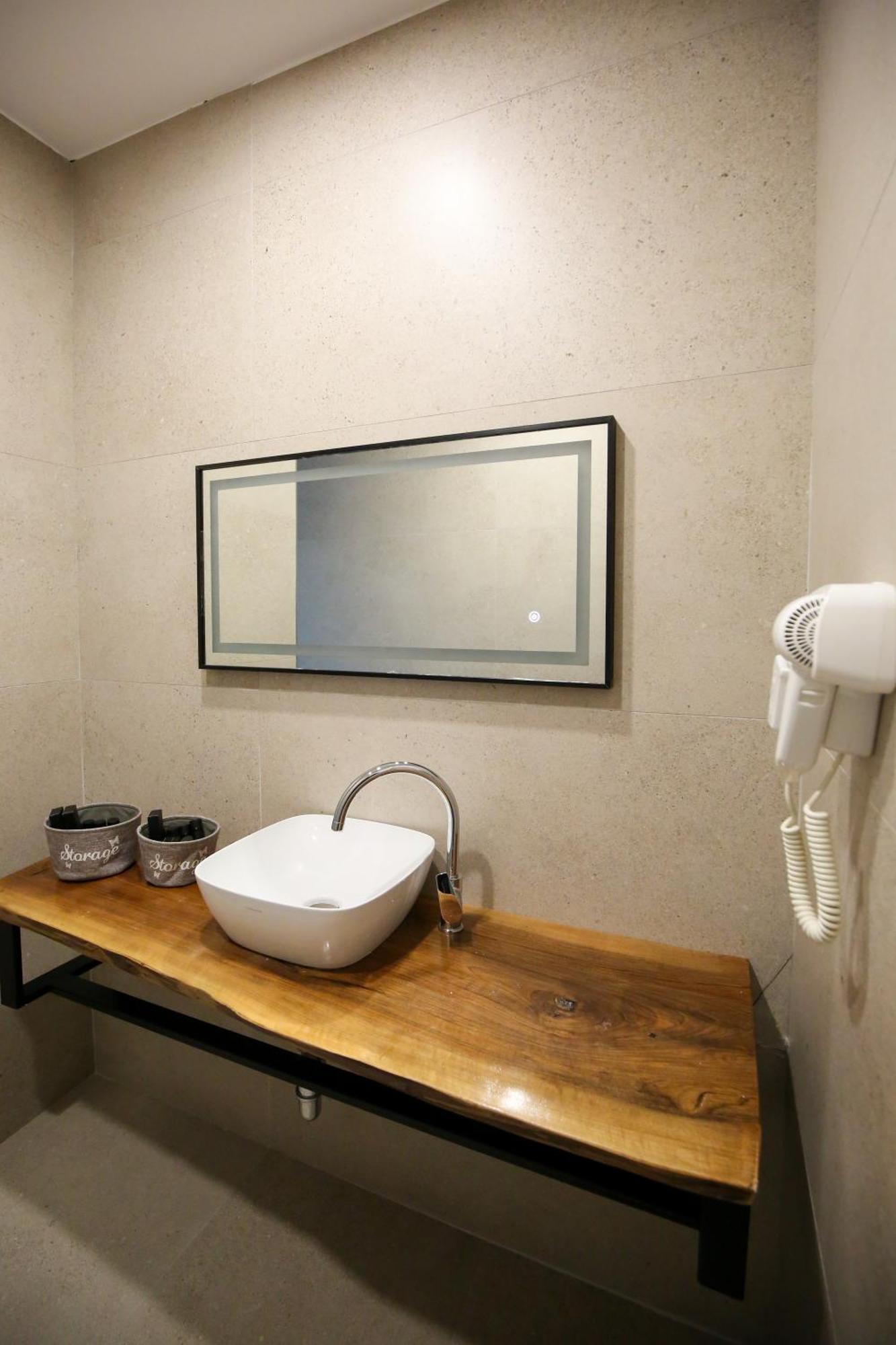 Oricon Coast Luxury Resort Orikum Extérieur photo