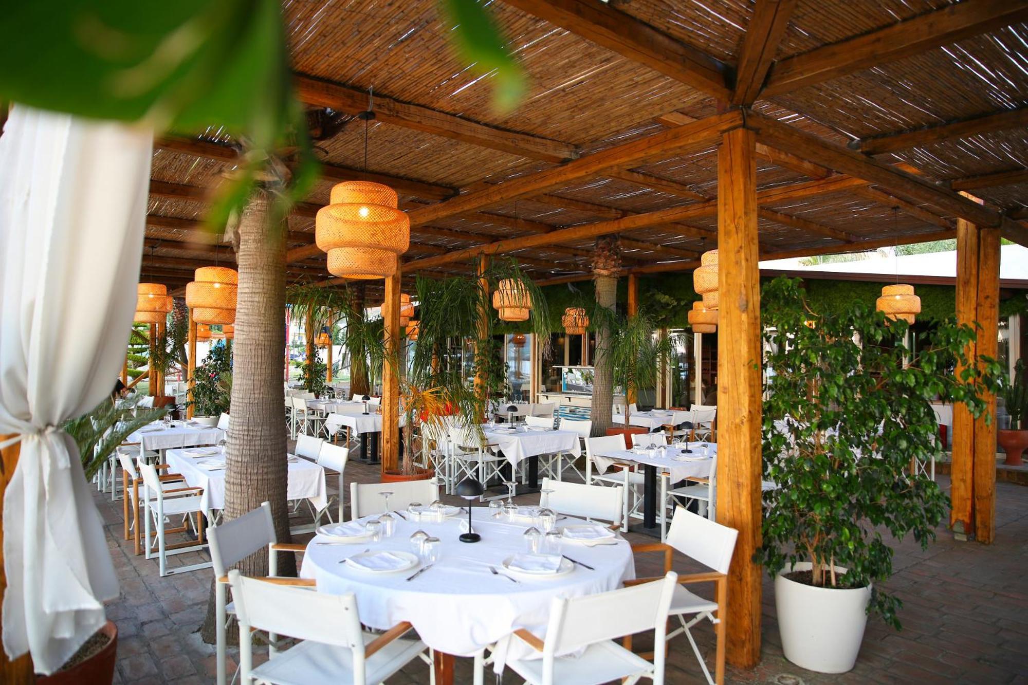 Oricon Coast Luxury Resort Orikum Extérieur photo